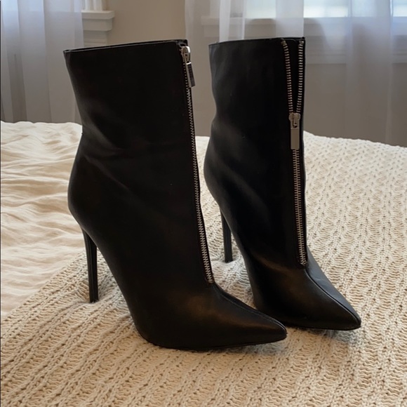 Pointed toe stiletto booties - Picture 2 of 7